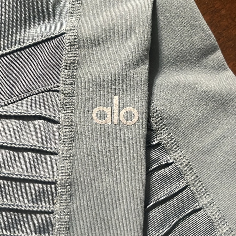 Alo High-Waist Moto Legging - Picture 8 of 9